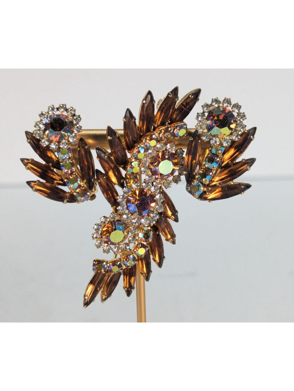 Vintage Juliana DE Topaz Amber Navette Rhinestone Brooch Earrings Set Ruffled AB